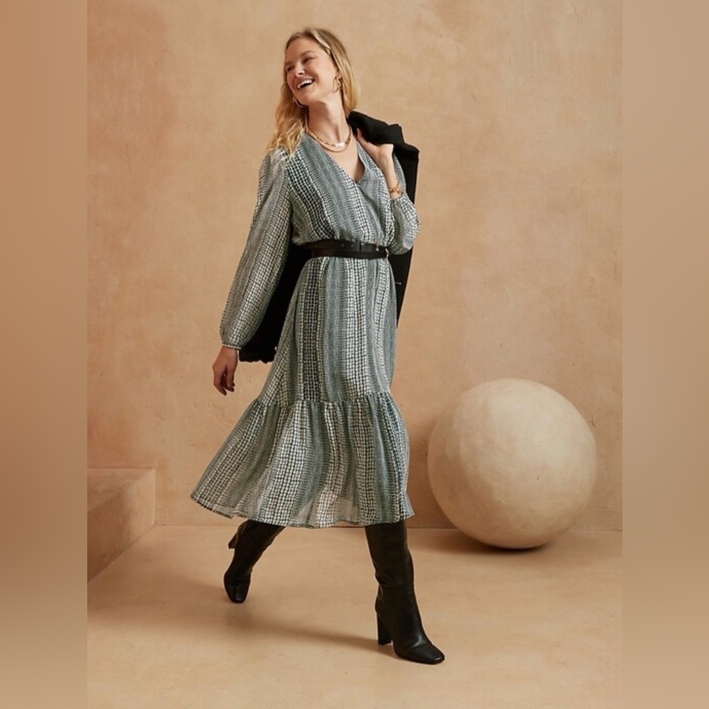 Ocean Emerald Flounce Hem Maxi Balloon Sheer Sleeve Dress SizeS Banana Republic
